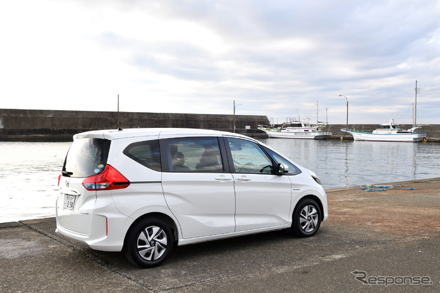 ホンダ フリードハイブリッド(HYBRID G Honda SENSING)