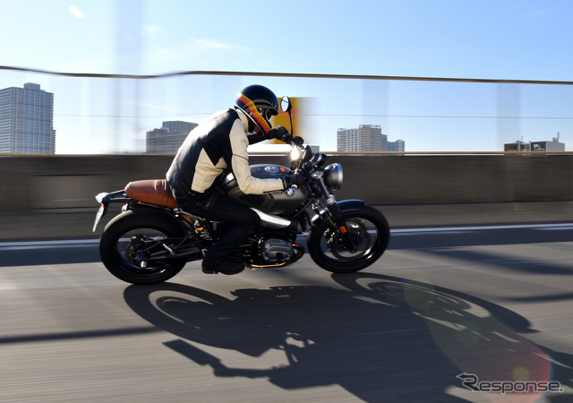 BMW R nine T スクランブラー