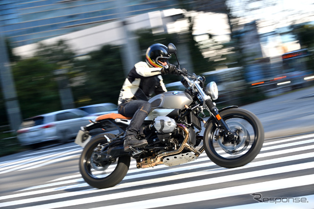 BMW R nine T スクランブラー