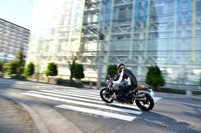 BMW R nine T スクランブラー