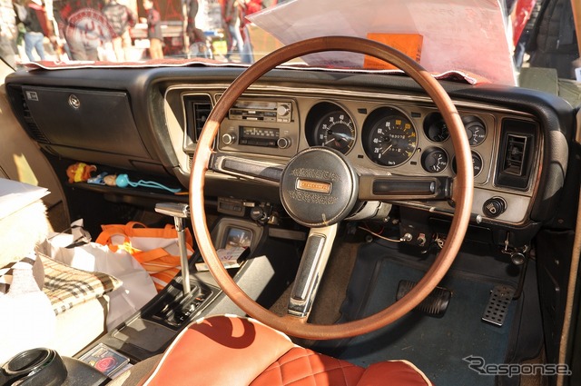 トヨタ クラウンHT2600スーパーサルーン(1972年)