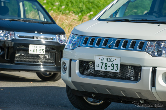 三菱 デリカD:5 の特別仕様車「ローデスト ロイヤルツーリング」(左)と「シャモニー」(右)