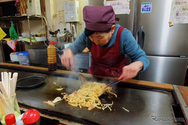 津山のB級グルメ「ホルモンうどん」を食べてみた