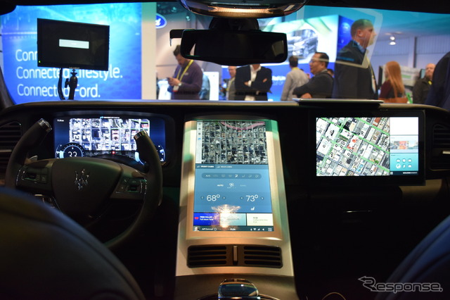 左からQNX、AGL、Androidが動作している(CES 2017)
