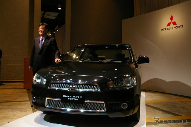 三菱自動車、新型セダンの車名を ギャラン フォルティス に
