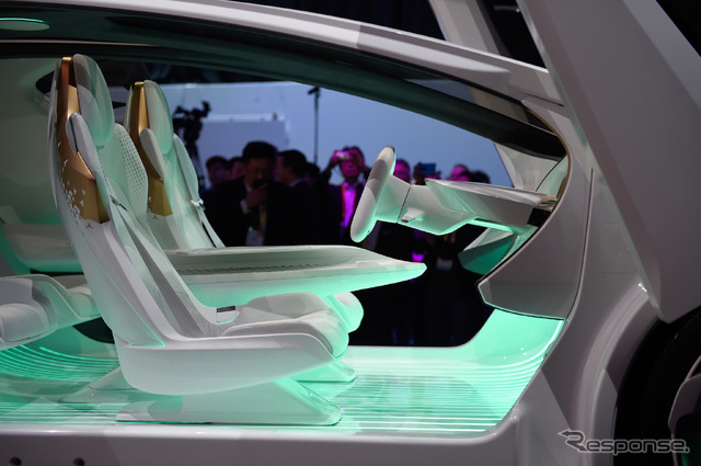 トヨタ・コンセプト-愛i(CES 2017) (c) Getty Images