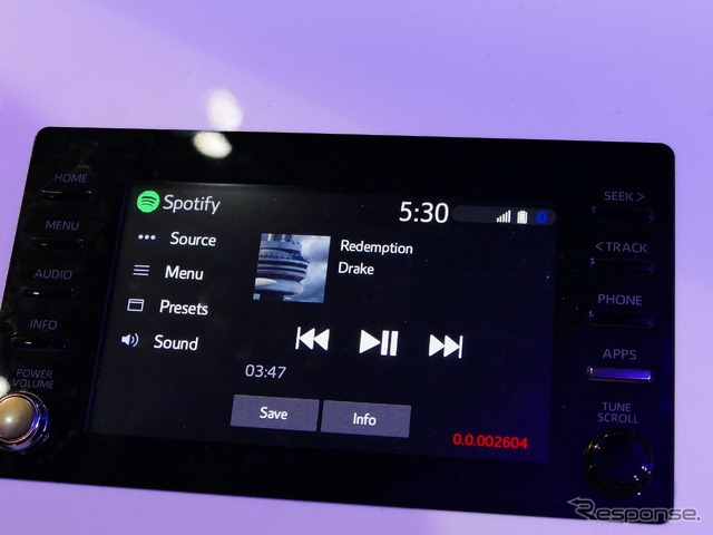 EntuneブランドのSDL対応車載器。Spotifyが稼働している