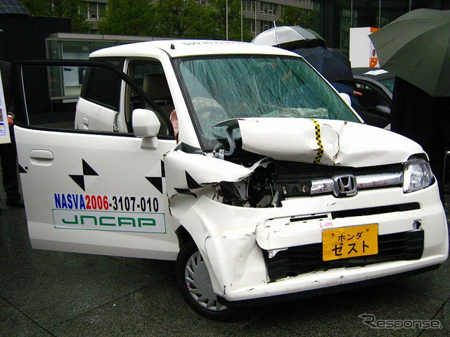【JNCAP 06】ホンダ ゼスト は軽自動車唯一の両席6スター