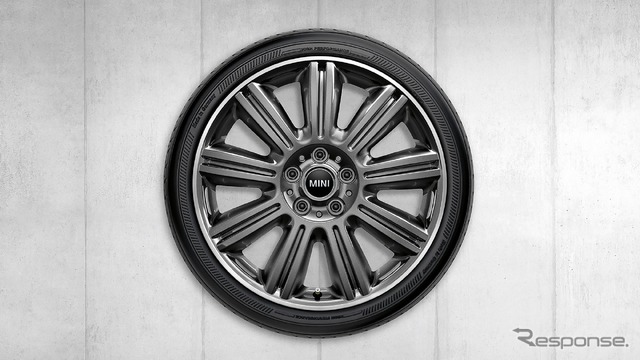 MINI クラブマン用デザインプログラム「MINI Yours パッケージ」