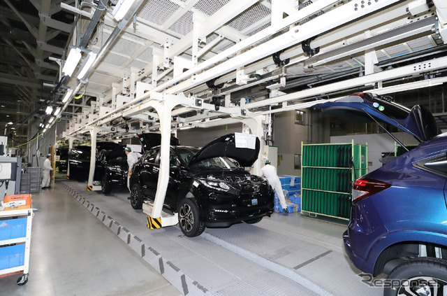 寄居工場の完成車組立ライン