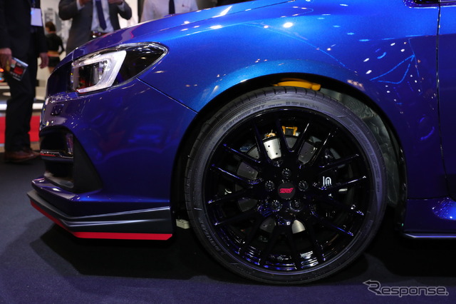 スバル レヴォーグ STI スポーツ - STI パフォーマンス(東京オートサロン2017)