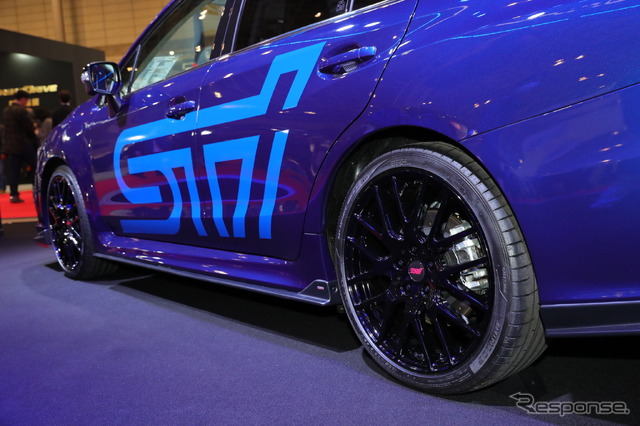 スバル レヴォーグ STI スポーツ - STI パフォーマンス(東京オートサロン2017)