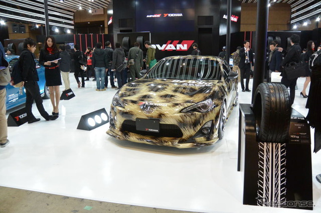 東京オートサロン2017 横浜ゴムブース
