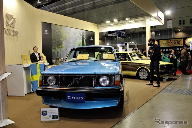 ボルボ240ワゴン FIRST MODEL FACELIFT KIT