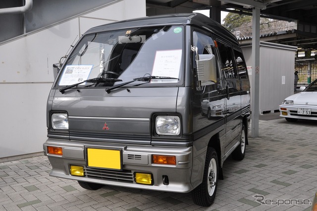 三菱 ミニキャブ ブラボー スーパーチャージャー ハイルーフ ZR4WD（1990年）