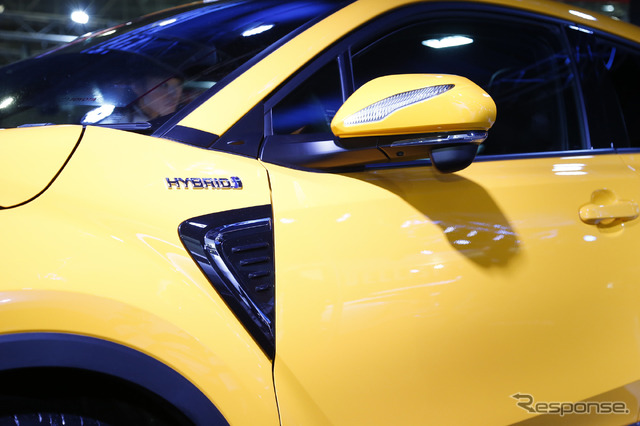 トヨタ C-HR ブースト インパルス スタイル by モデリスタ(東京オートサロン2017)