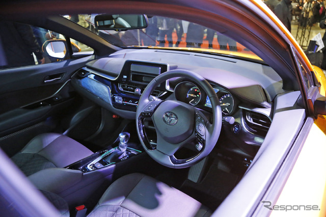 トヨタ C-HR ブースト インパルス スタイル by モデリスタ(東京オートサロン2017)