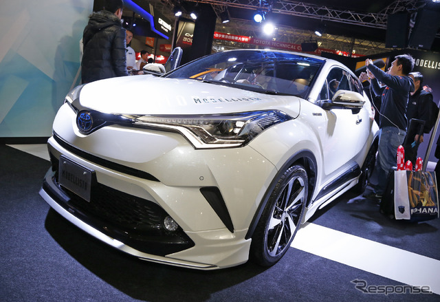 トヨタ C-HR エレガント アイス スタイル by モデリスタ(東京オートサロン2017)