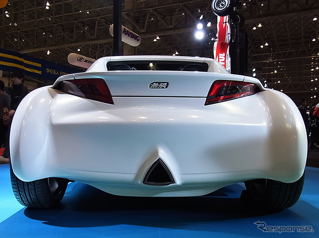 無限(東京オートサロン2017/1月13~15日/幕張メッセ)