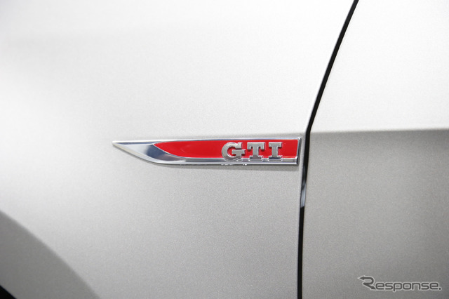 VW ゴルフGTI Tuned by COX(東京オートサロン2017)