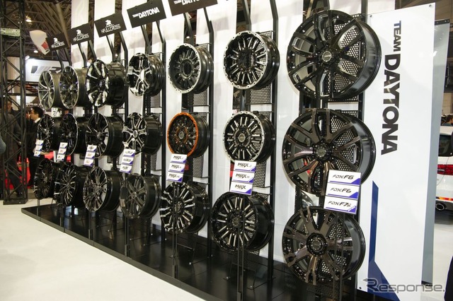 RAYS TE037 DURA/TE37SAGA詳細を企画担当者に聞く(東京オートサロン17)