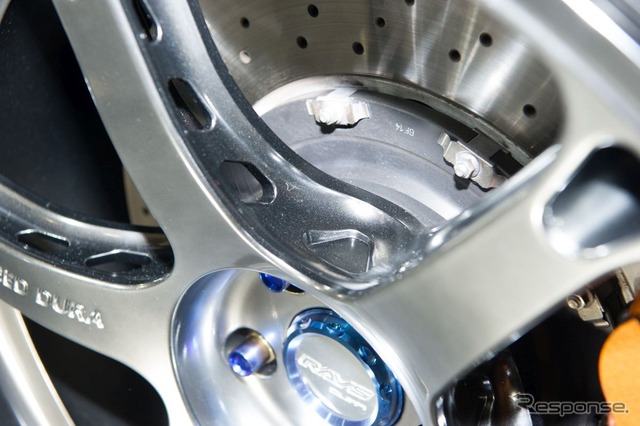 RAYS TE037 DURA/TE37SAGA詳細を企画担当者に聞く(東京オートサロン17)