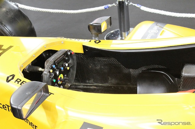 東京オートサロン2017 ルノー・ジャポンブース