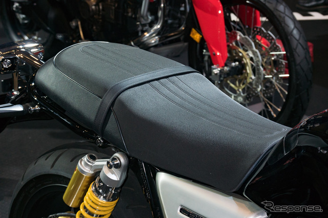 ホンダCB1100RS(東京オートサロン2017)