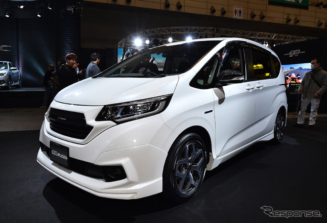 ホンダ 無限フリード(東京オートサロン2017)