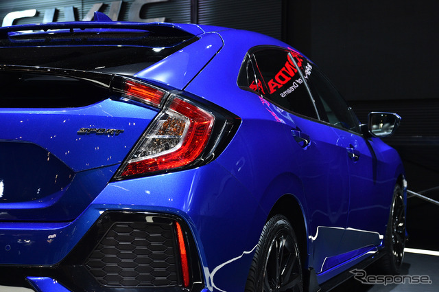 ホンダ シビック ハッチバック プロトタイプ(東京オートサロン2017)