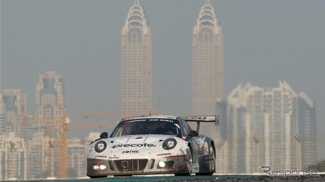 ポルシェ911 GT3に「R」、24時間レースを初制覇
