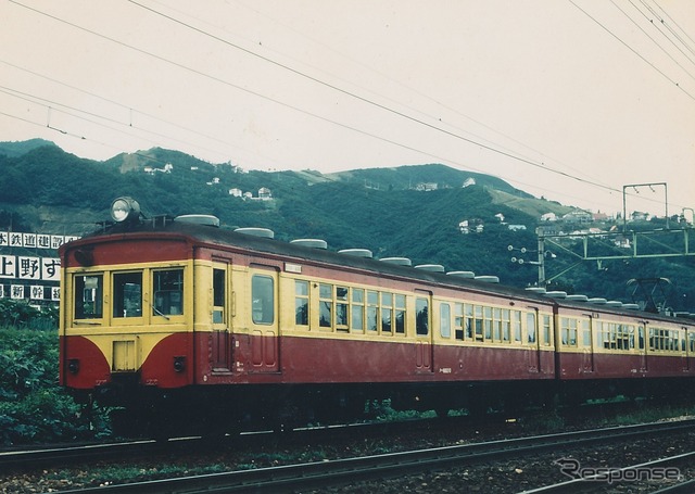 クハ68形のなかには他の系列の車両を改造したものも存在した。写真のクハ68形はサハ48形を改造したクハ47形をクハ68形に再改造したもの。