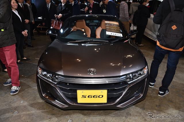 ホンダ S660 ブルーノレザーエディション(東京オートサロン2017)