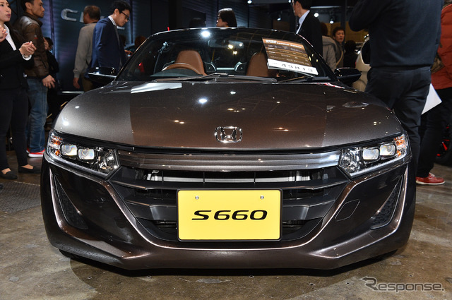 ホンダ S660 ブルーノレザーエディション(東京オートサロン2017)