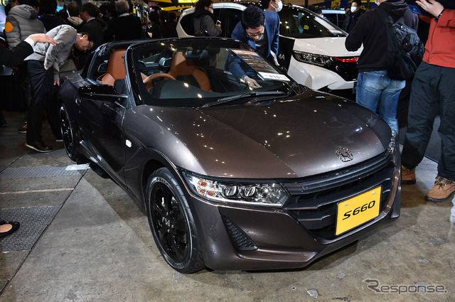 ホンダ S660 ブルーノレザーエディション(東京オートサロン2017)
