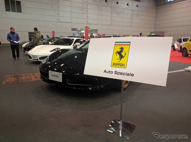 案外少ない赤いフェラーリ?(プレミアムワールド・中古車フェア Auto Speciale)