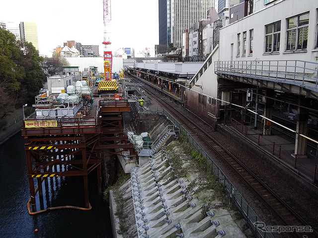 御茶ノ水駅(2017年1月23日撮影)