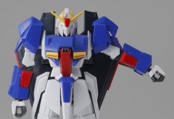 ガンプラ40周年に向けた新プロジェクト始動! 第1弾は“可動を追求”したゼータガンダム