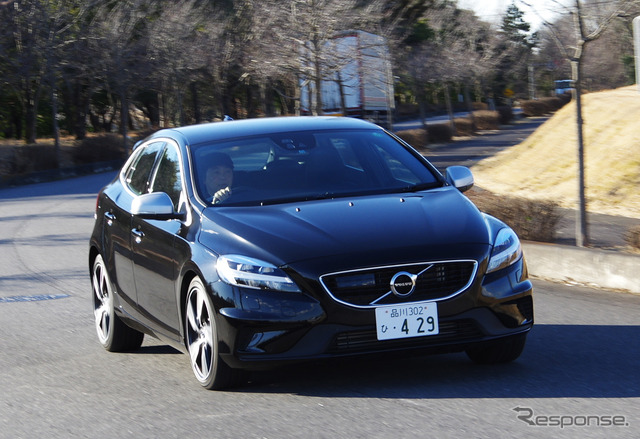 ボルボ V40 D4 R-DESIGN ポールスターエディション