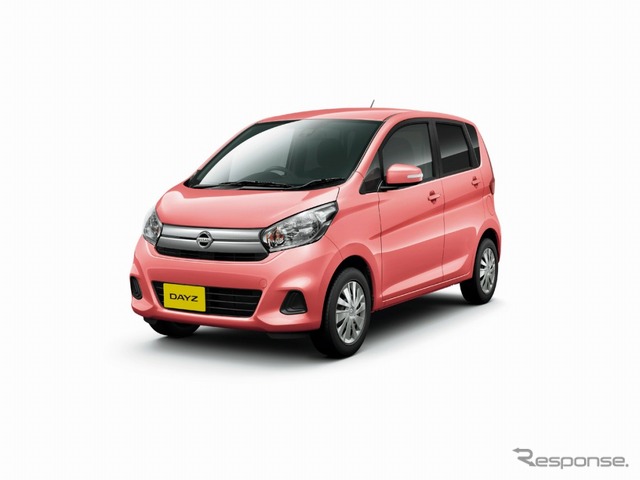 日産デイズ・ブロッサムピンク