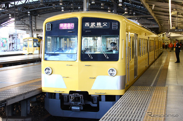 池袋駅