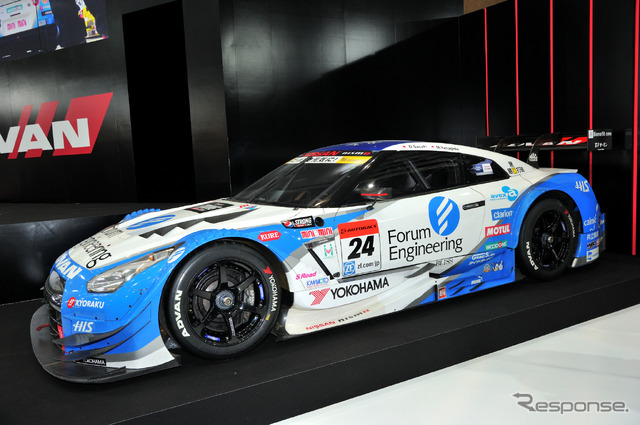 #24 フォーラムエンジニアリング ADVAN GT-R