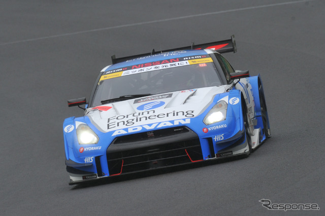 #24 フォーラムエンジニアリング ADVAN GT-R