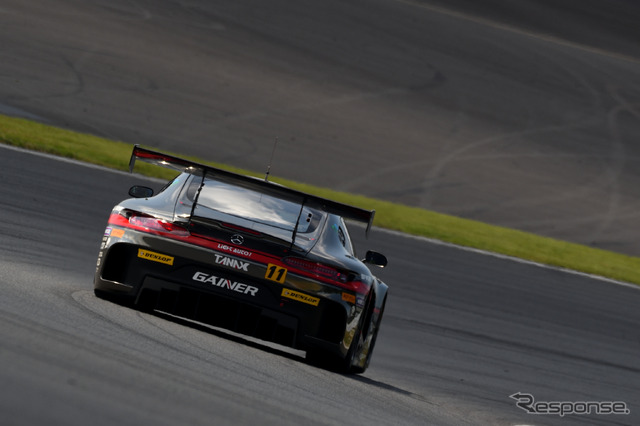 #11 GAINER TANAX AMG GT3