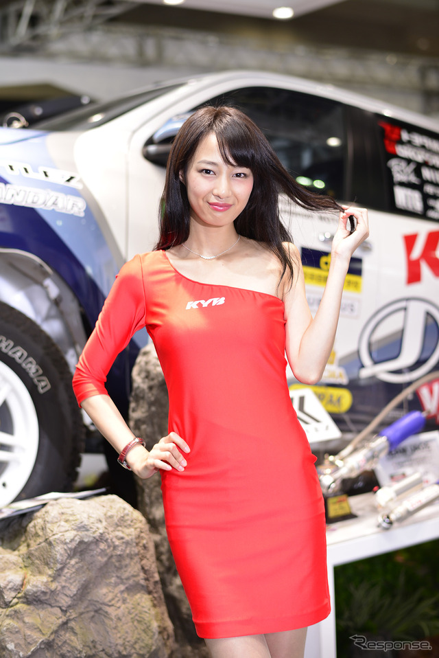 KYB(東京オートサロン2017)