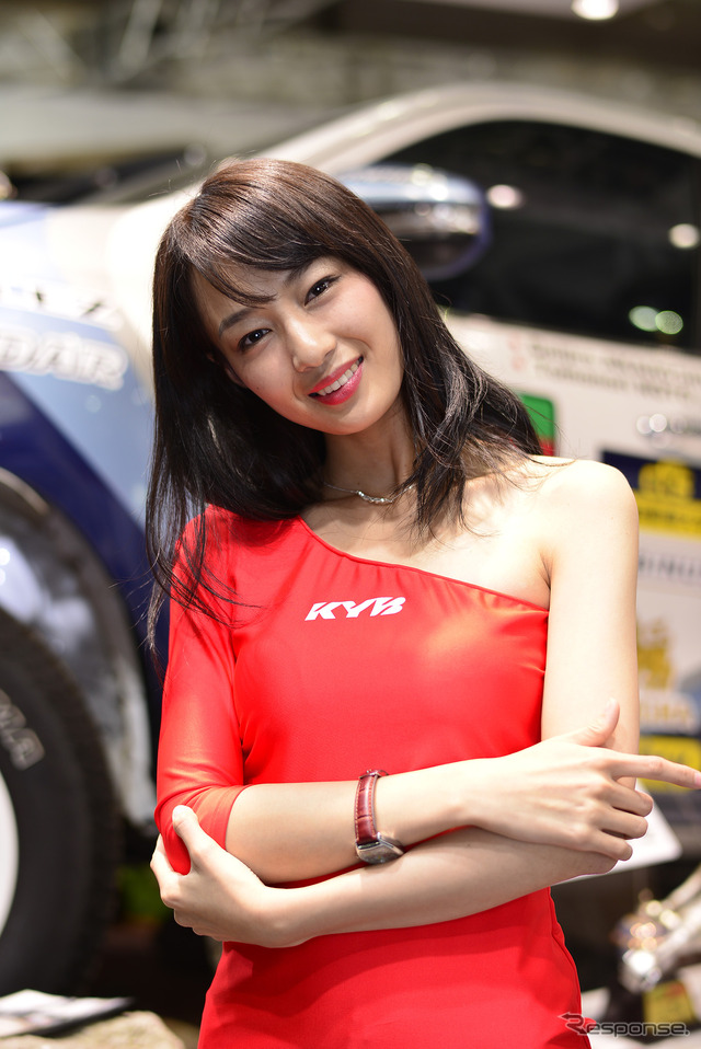 KYB(東京オートサロン2017)