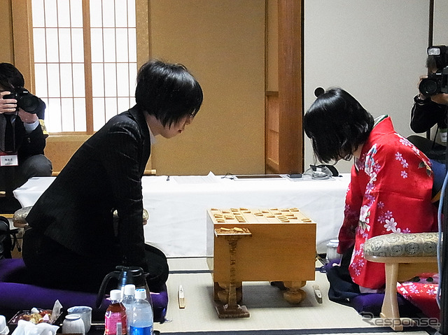 第43期女流名人戦第1局、里見女流名人対上田女流三段(2017年1月15日)