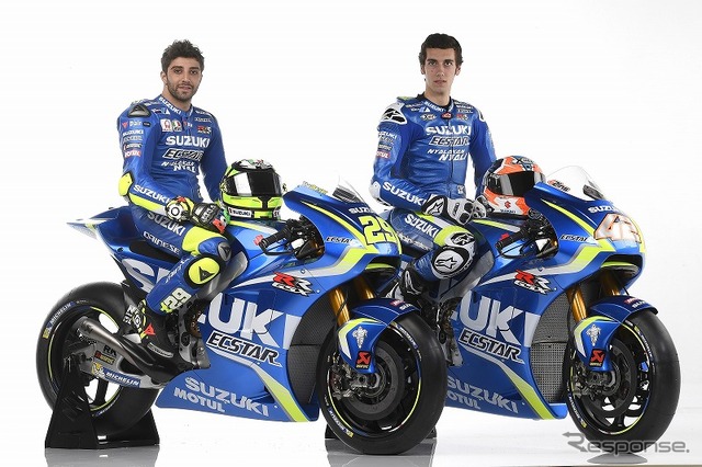 Team Suzuki MotoGP 2017 Iannone Rins GSX-RR-001