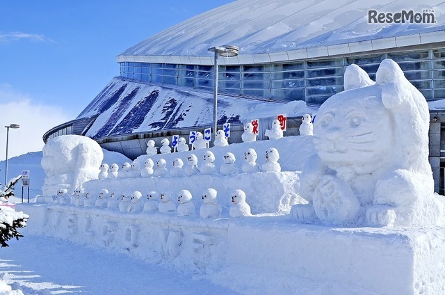 さっぽろ雪まつり（過去開催のようす）　画像出典：さっぽろ観光写真ライブラリー