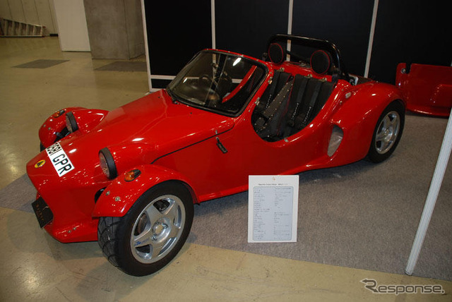 【ガレージングEXPO】キットカー『シルバ・モジョ』が 日本で初お目見え